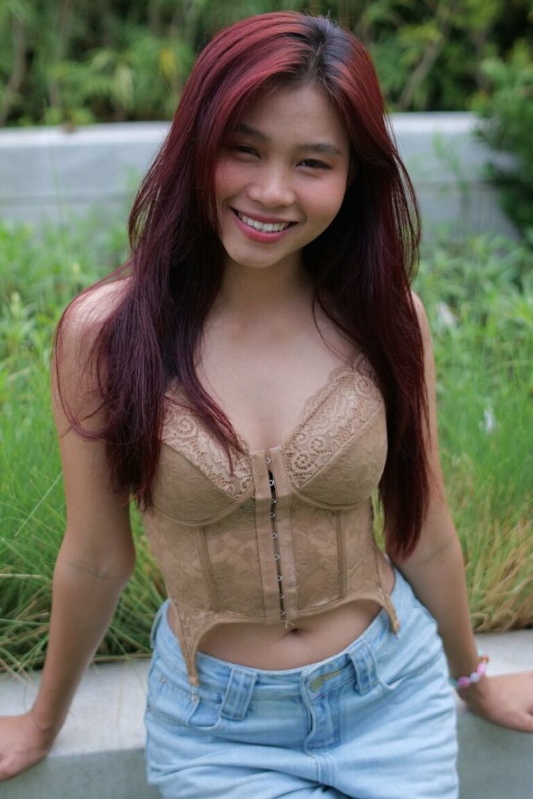 Asian Girl Yumi